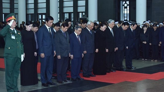 Memorial service of State funeral for former President General Le Duc Anh ảnh 29