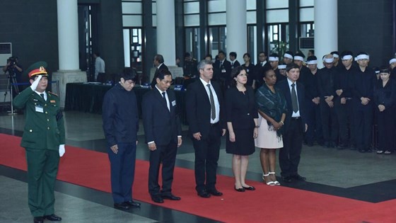 Memorial service of State funeral for former President General Le Duc Anh ảnh 47