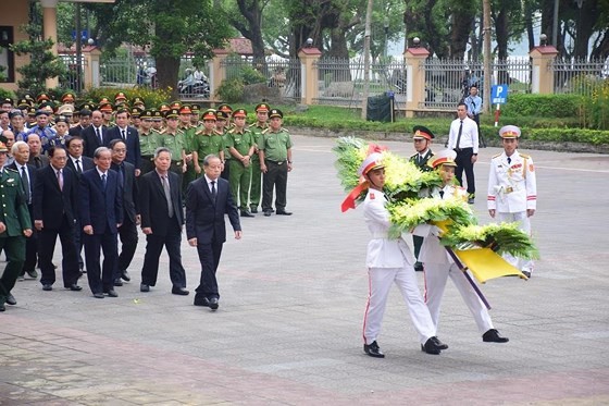 Memorial service of State funeral for former President General Le Duc Anh ảnh 64