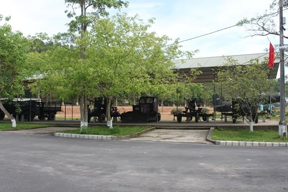 Ha Tinh province celebrates 51st anniversary of Dong Loc T-junction ảnh 23