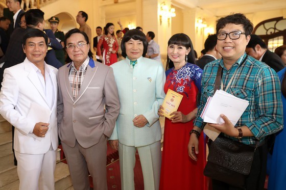 391 persons honored with titles of People’s Artist, Meritorious Artist ảnh 2