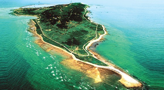 Photos feature beauty of Vietnam's sea, islands ảnh 4