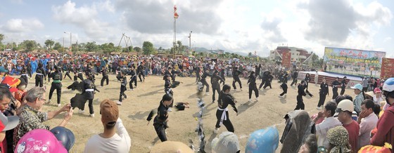 Gia Lai Province celebrates Ngoc Hoi-Dong Da Victory ảnh 22