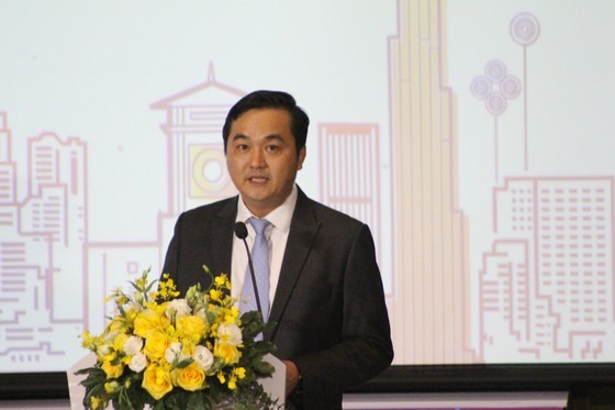 HCMC offers 10-70 percent discounts on tours, air tickets to stimulate tourism ảnh 1