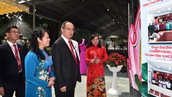 District 1 should develop into smart-safe-developed-humane place ảnh 3