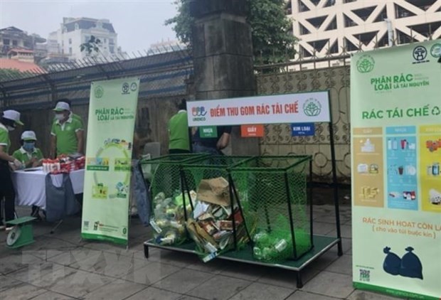 A program lauched to exchange of waste for gifts in HCM City