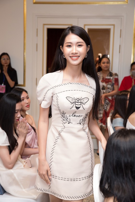 30 first contestants enter Miss Vietnam 2020’s semi final exam ảnh 12