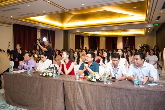 30 first contestants enter Miss Vietnam 2020’s semi final exam ảnh 1