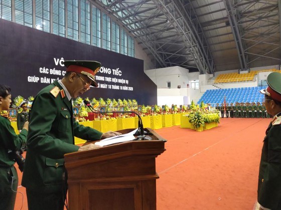 Memorial service held for 22 soldiers buried by landslide  ảnh 12