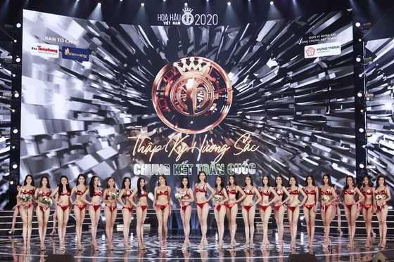 Do Thi Ha wins Miss Vietnam 2020 crown ảnh 7