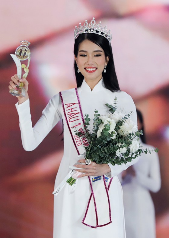 First runner-up of Miss Vietnam 2020 to compete in Miss International 2021 ảnh 2