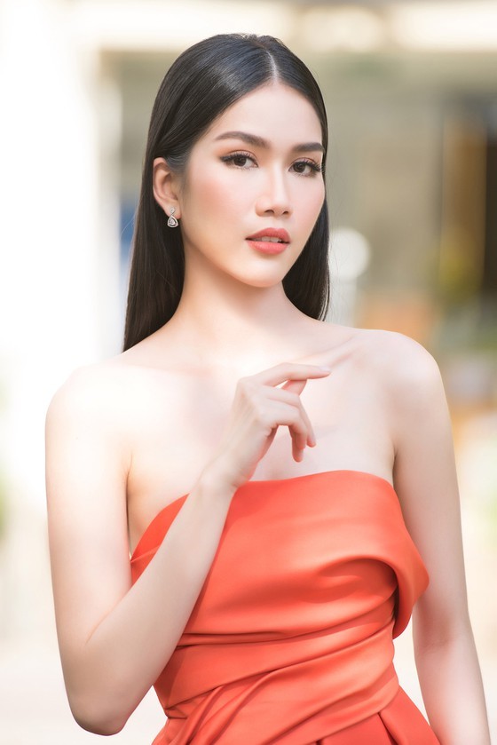 First runner-up of Miss Vietnam 2020 to compete in Miss International 2021 ảnh 5