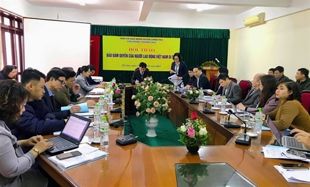 Delegates discuss problems and solutions to ensure better rights for Vietnamese guest workers abroad at a conference held on January 15 (Photo: VNA) 