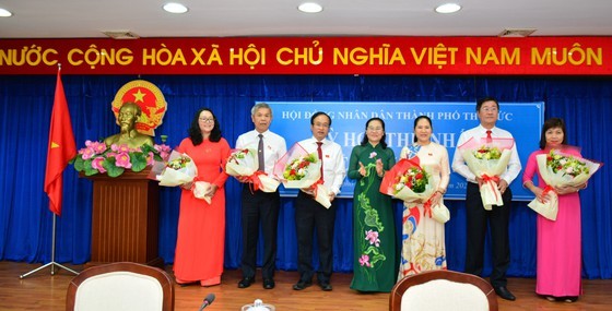 HCMC announces selection and appointment of leading cadres of Thu Duc City ảnh 6