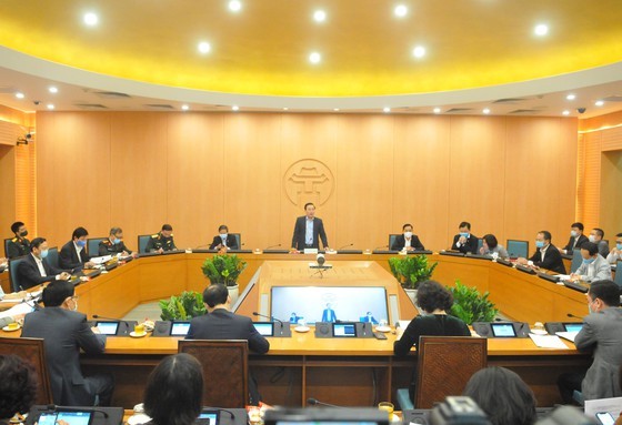 Hanoi considers to reopen cultural, educational activities in March ảnh 1