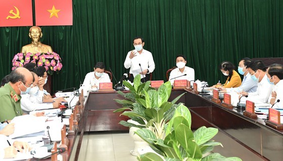 Party Chief prompts HCMC government to solve problems for Binh Chanh development ảnh 1