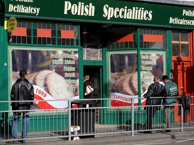 How two decades of EU migration went into reverse ảnh 6