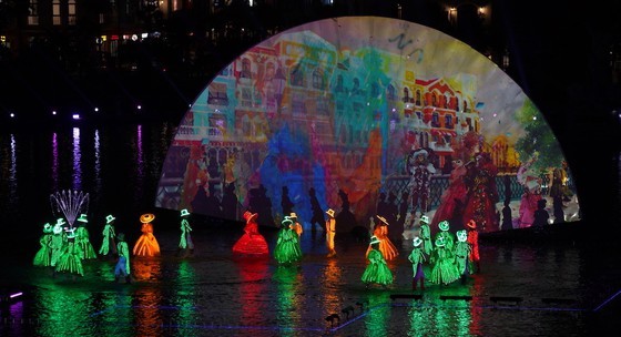 Vietnam’s first-ever “sleepless city” opens ảnh 6