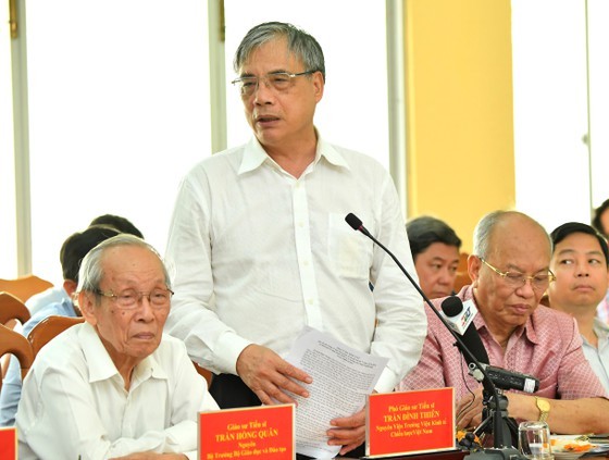 HCMC Party Chief makes realistic survey of Can Gio District ảnh 13