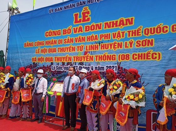 Ly Son island’s traditional boat race certified as national intangible cultural  ảnh 3