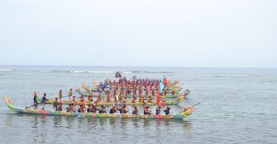 Ly Son island’s traditional boat race certified as national intangible cultural  ảnh 6