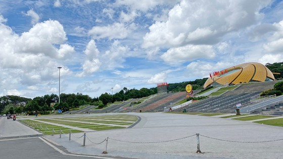 Lam Dong advises tourists not to visit Da Lat due to pandemic risk ảnh 1