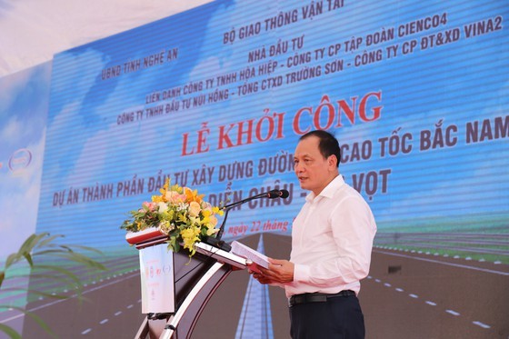 Construction of Dien Chau-Bai Vot section of North-South Expressway begins ảnh 2