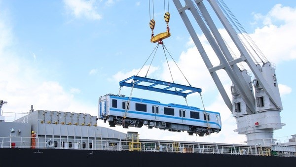 HCMC receives two more trains of Metro Line No.1 ảnh 1