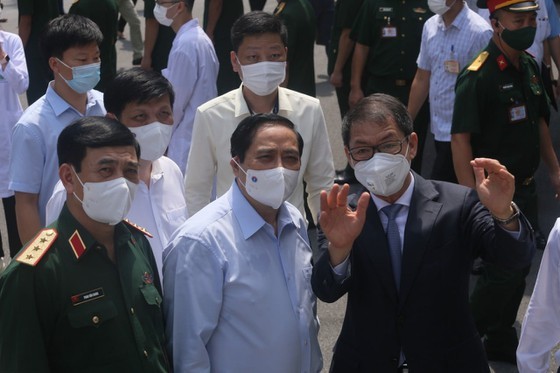 Nationwide Covid-19 vaccination campaign officially launched ảnh 3