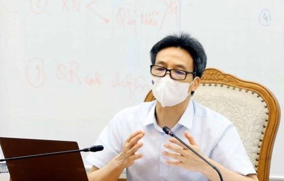 HCMC tightens management in quarantine areas to limit cross-infection of virus ảnh 1