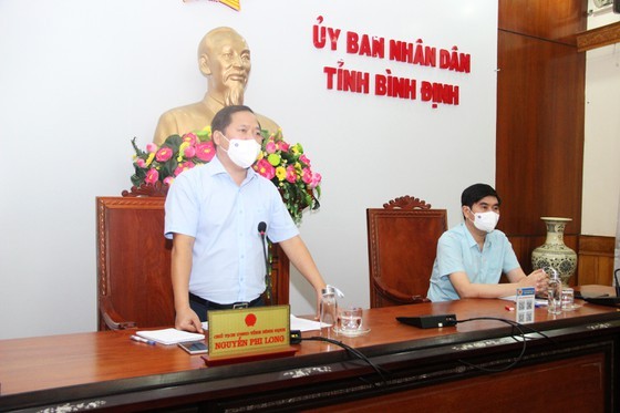 Binh Dinh, Da Nang offer flights to repatriate residents from South ảnh 2