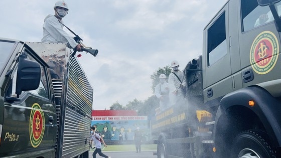 HCMC launches 7-day citywide sanitization ảnh 3