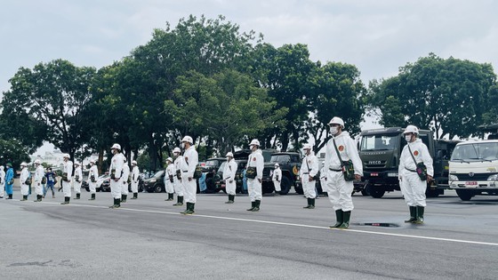 HCMC launches 7-day citywide sanitization ảnh 8