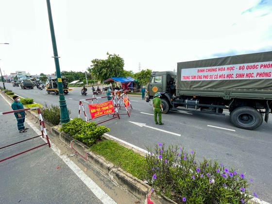HCMC launches 7-day citywide sanitization ảnh 19