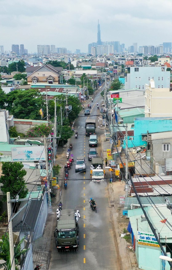HCMC launches 7-day citywide sanitization ảnh 22