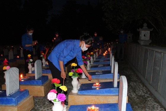 Quang Tri hosts annual memorial tribute ceremonies to fallen soldiers ảnh 3