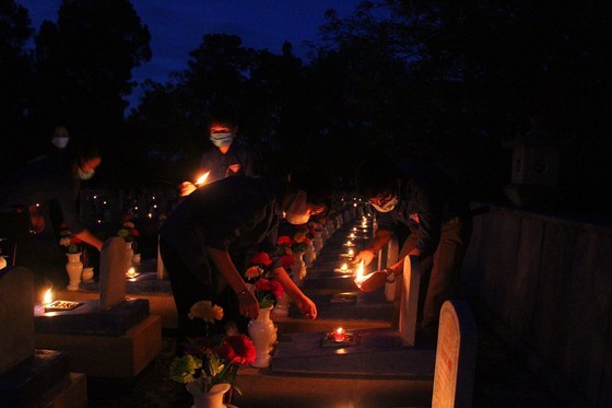 Quang Tri hosts annual memorial tribute ceremonies to fallen soldiers ảnh 4