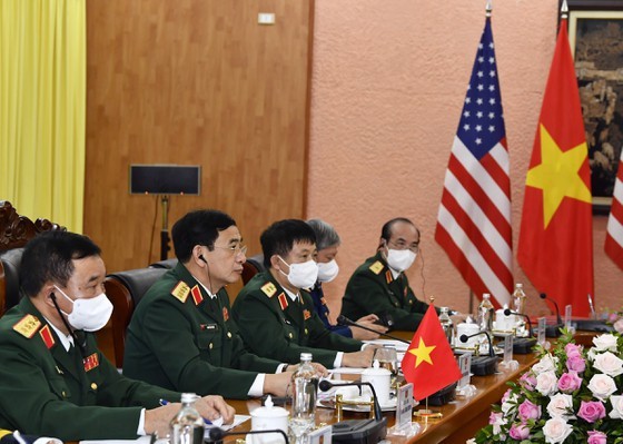 US Secretary of Defense pays official visit to Vietnam ảnh 5