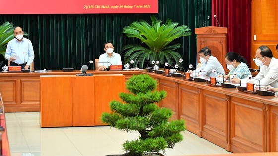 HCMC may extend social distancing by another two weeks after August 1 ảnh 2