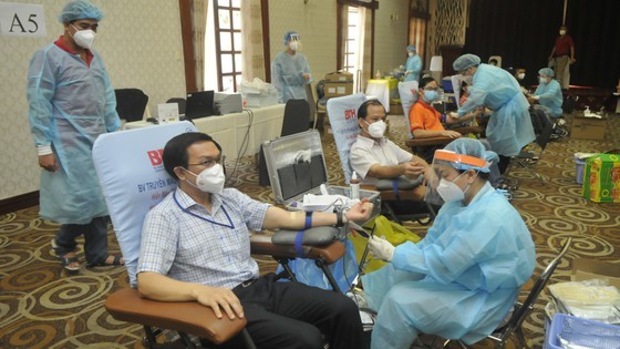 HCMC’s leader issues urgent call for blood donors ảnh 3