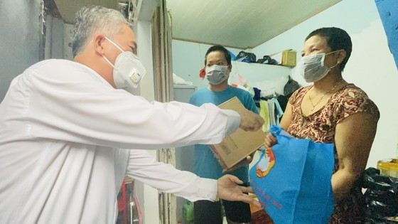 HCMC focuses on caring for needy people during Covid-19 pandemic ảnh 2