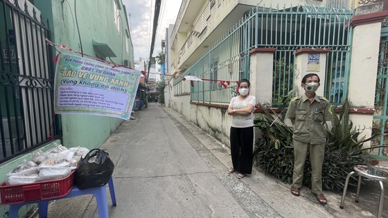 HCMC focuses on caring for needy people during Covid-19 pandemic ảnh 5