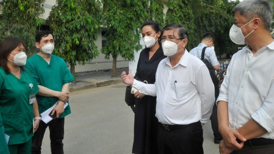 HCMC Covid-19 Intensive Care Centers come into operation ảnh 3