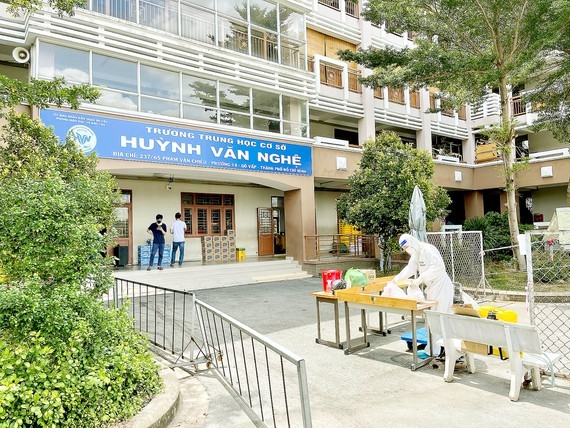 HCMC faces uncompleted works for new academic year under cloud of Covid-19 ảnh 1