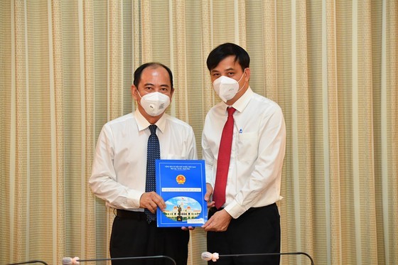 Dr. Tang Chi Thuong appointed as Director of HCMC Health Department ảnh 1