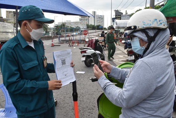 HCMC lifts few restrictions on some takeaway and delivery businesses ảnh 1