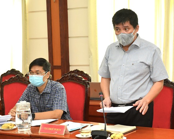 HCMC departments planning for new normal of living with Covid-19 ảnh 2