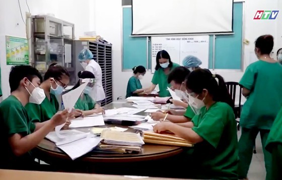 HCMC’s art program honors great national unity amid pandemic ảnh 8