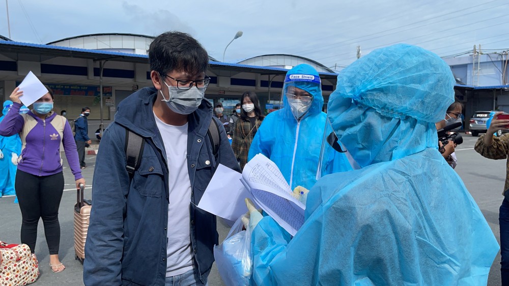 Localities’ reopening of travel still present own obstacles ảnh 1