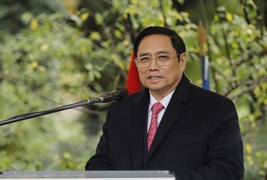 PM Pham Minh Chinh arrives in Hanoi, concluding Europe working trip ảnh 1